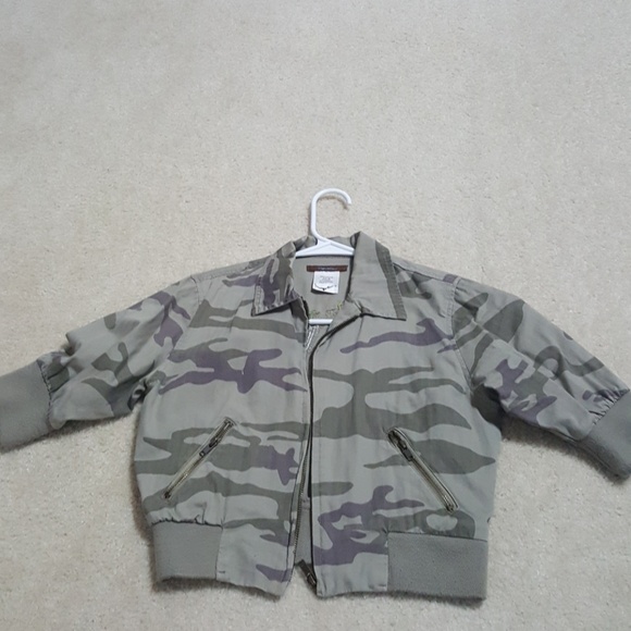 Jacket - Picture 1 of 4